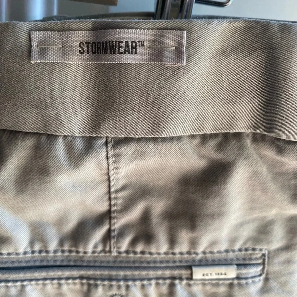 MARKS AND SPENCER Stormwear Pale Green Chino Shorts size 36In Mens Summer